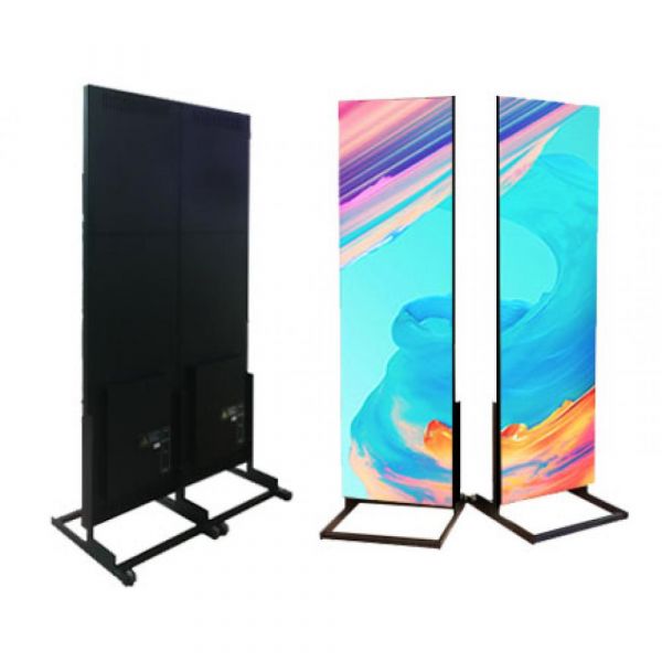 Digitální reklamní LED displej 576 mm x 1920 mm a rozlišením 192 x 640 pixelů