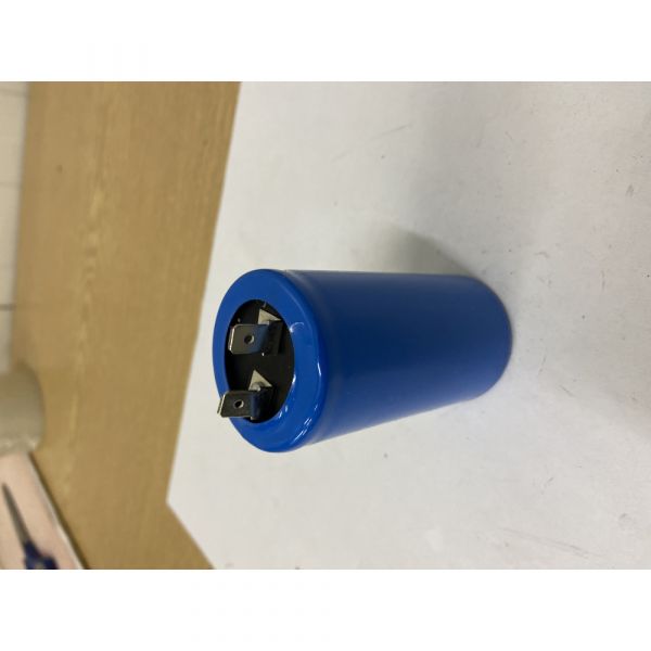 https://www.mujibob.cz/produkty_img/start-kondenzator-cd60-200uf1578406255L.jpg